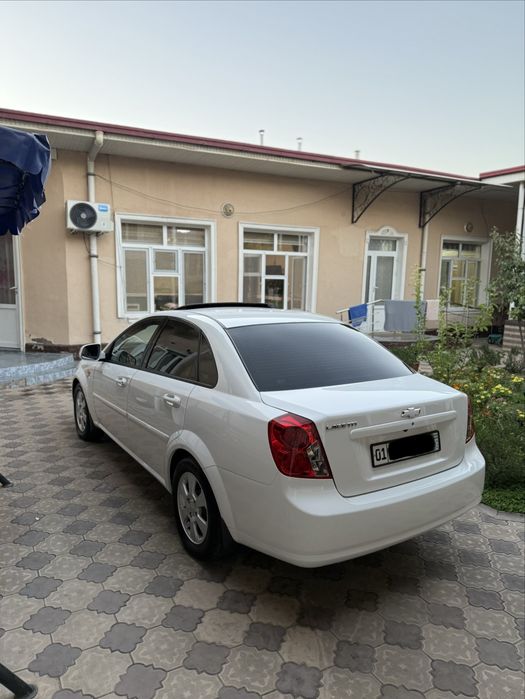 Gentra 2022 3-pozitsiya Avtomat karobka srochna sotiladi. Jentra