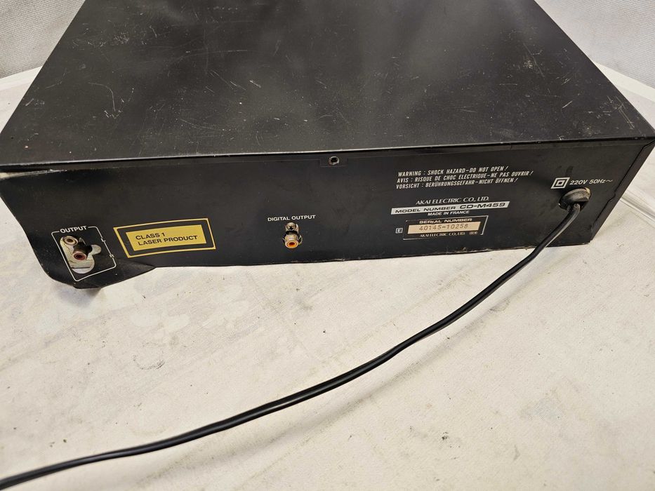 Akai cd-m459 nu citeste cd