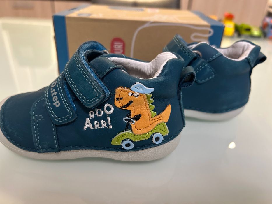 Бебешки кожени обувки D.D.Step, 22 ри номер