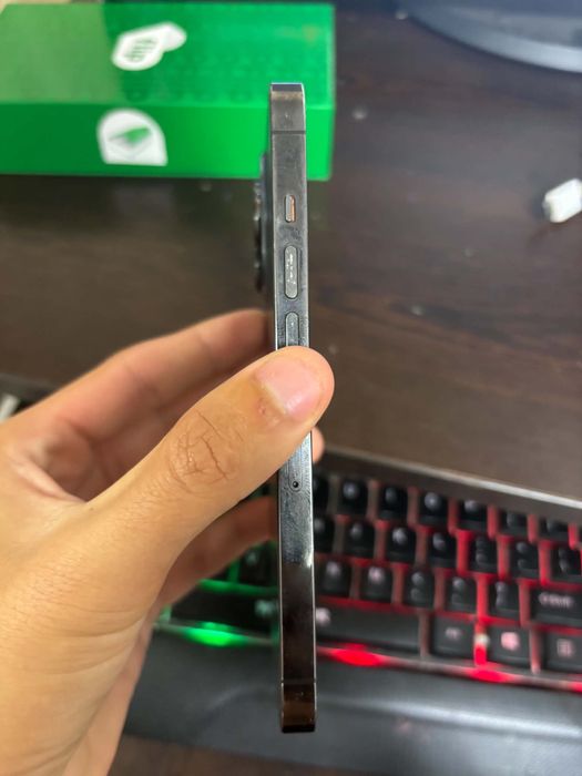 vand iphone 13 pro ca nou. 256 gb
