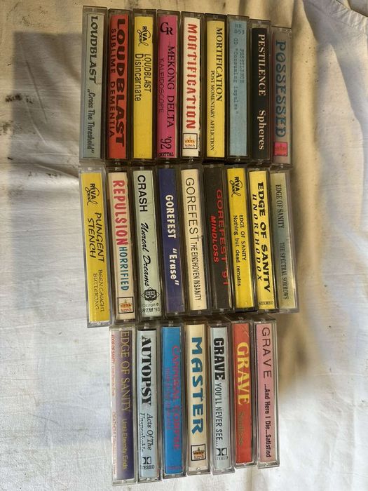 Продавам аудио касети с метал музика