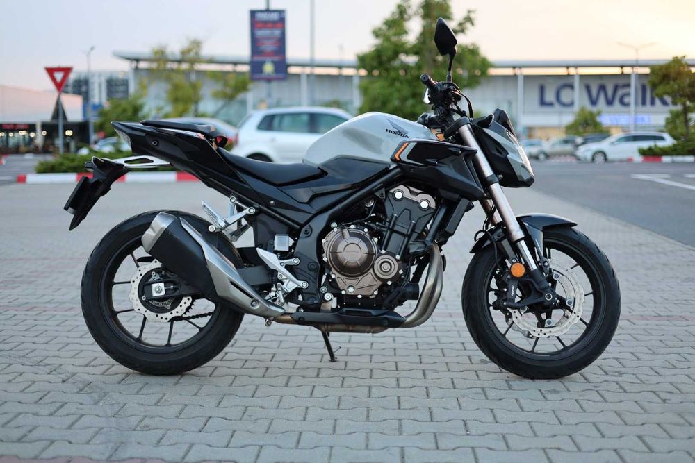 Honda CB500F cu accesorii (9100 km) - prim proprietar