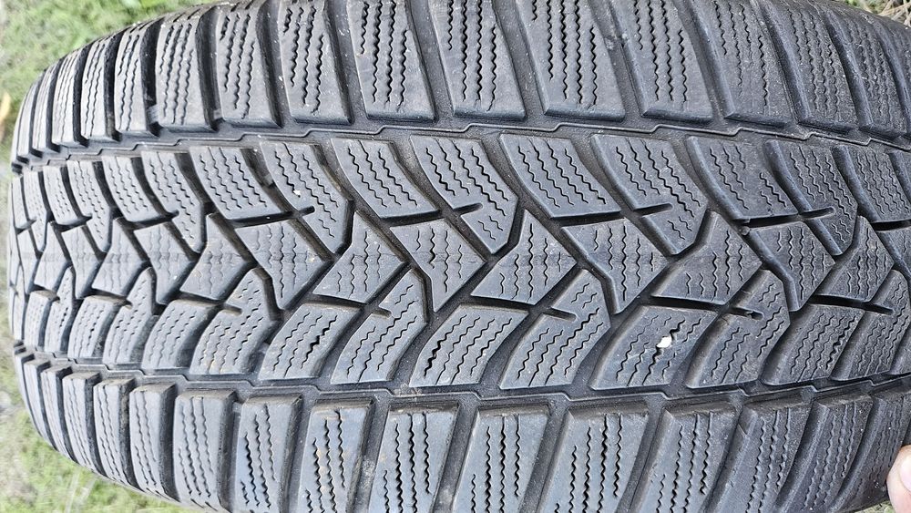 2бр гуми 205 55 16 дот 20 дънлоп