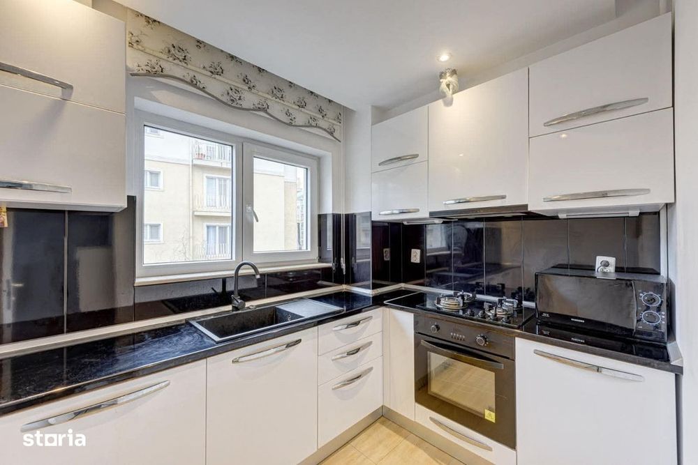 COSMOPOLIS - Apartament cu 3 camere, mobilat si utilat.