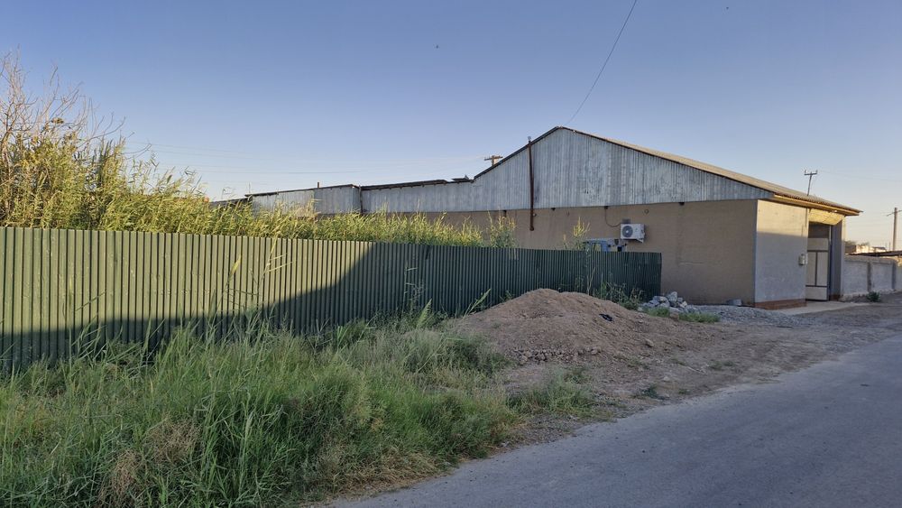 Участка сотилади