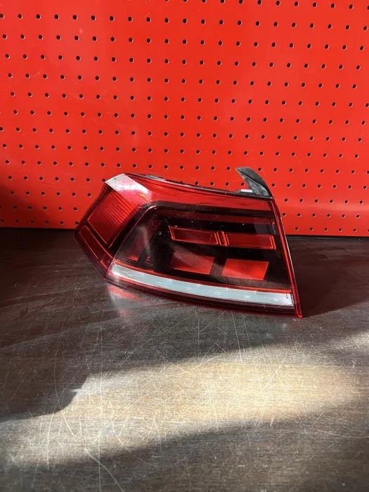 Stop stanga full led pe aripa Vw Passat B8 Facelift sedan berlina