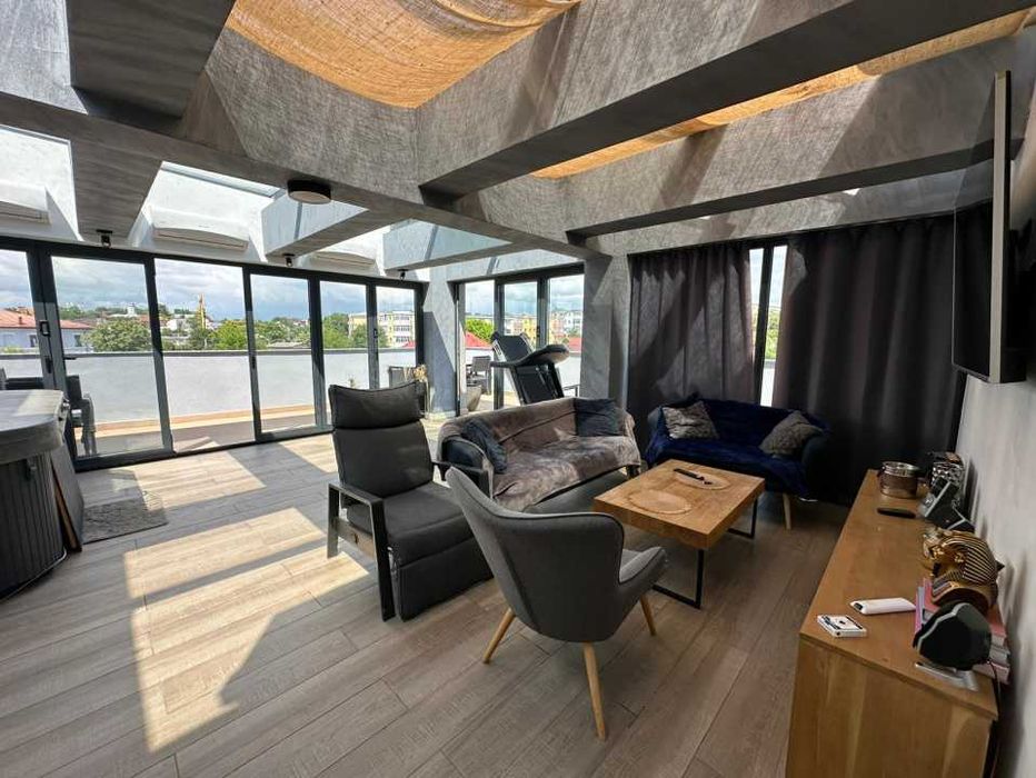 PENTHOUSE 3 camere - Jacuzii, 2 locuri de parcare, mobilat si utilat - 165 mp