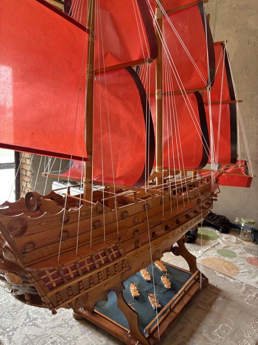 Корабль,колекционый