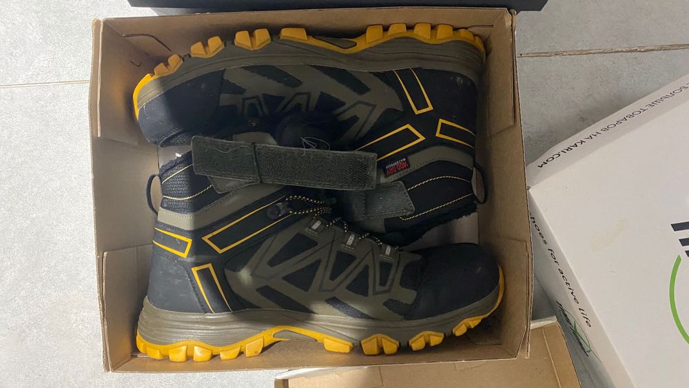 продам ботинки практически идеал состояние