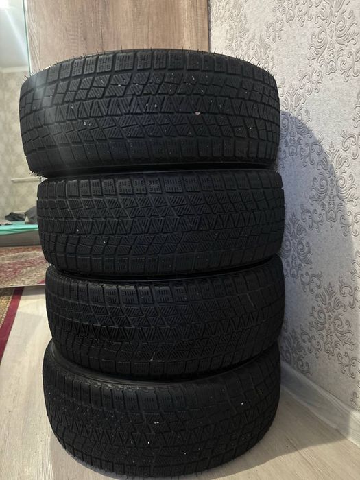Зимний шина новый