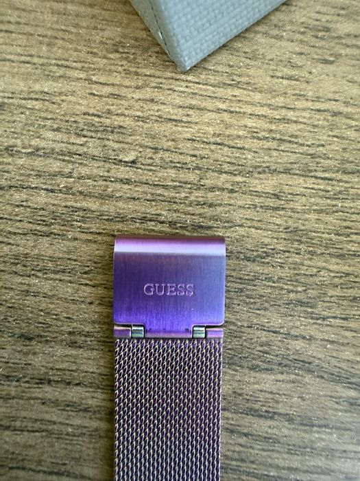 Дамски часовник GUESS