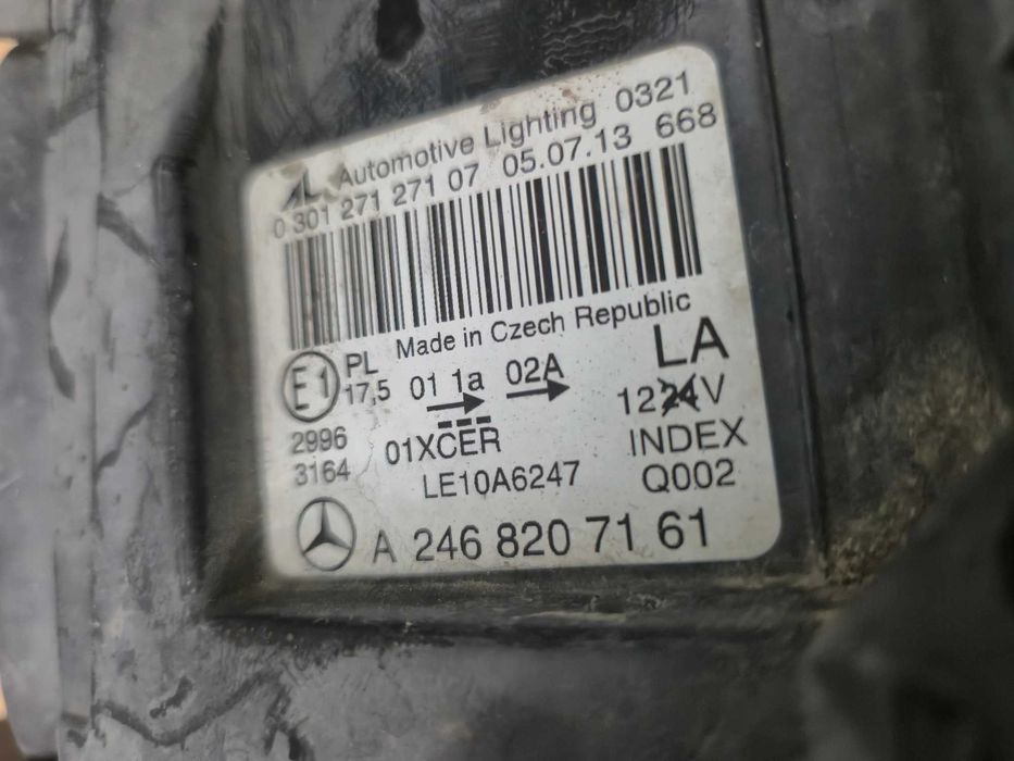 Far stanga Mercedes B-Class W246 Bi-Xenon LED An 2012-2015 cod A2468207161