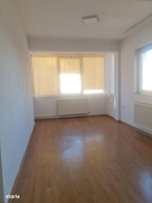 Garsoniera studiou fond nou Zona Teilor