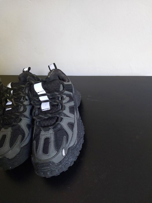 Adidași nr 30 Zara