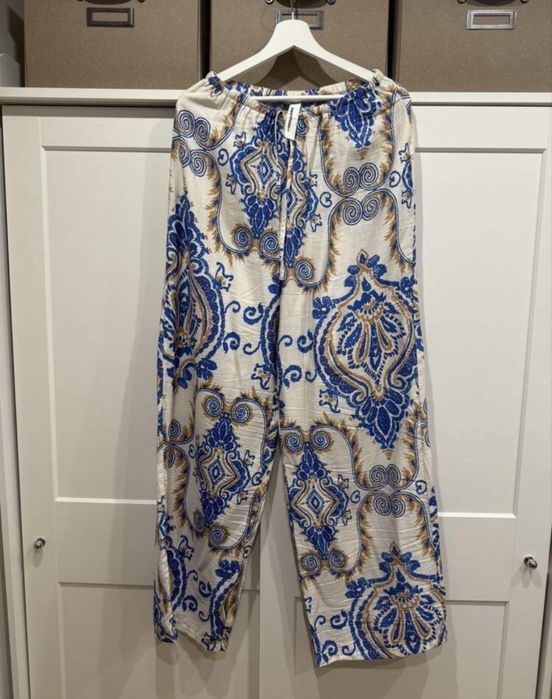 Сет от две части