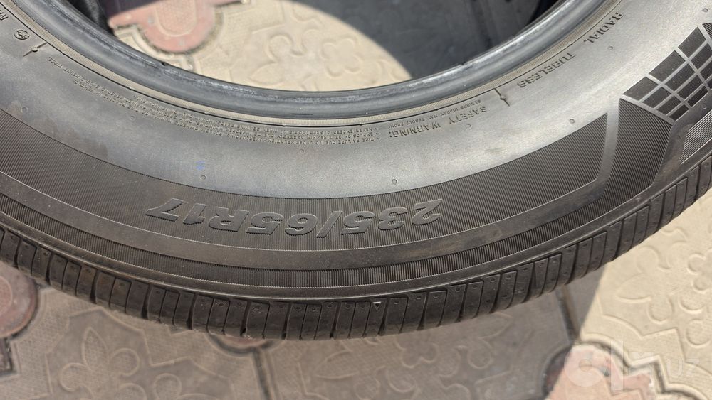 nexen  r17   235/65r17