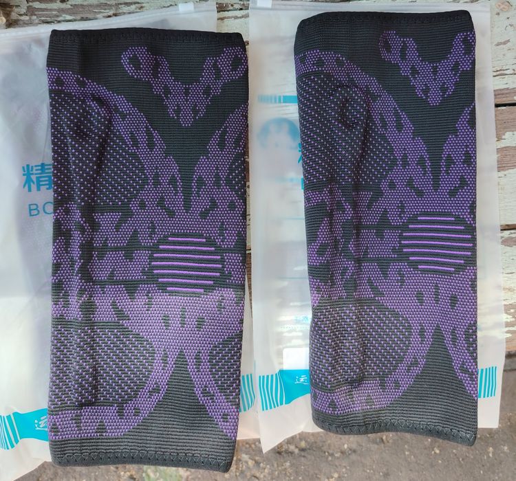 Продам наколенники