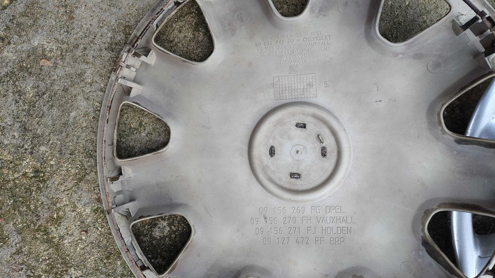 Оригинални тасове за Опел