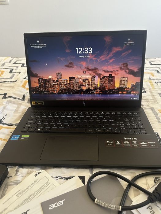 Laptop Gaming Acer Nitro V15, încă in garanție