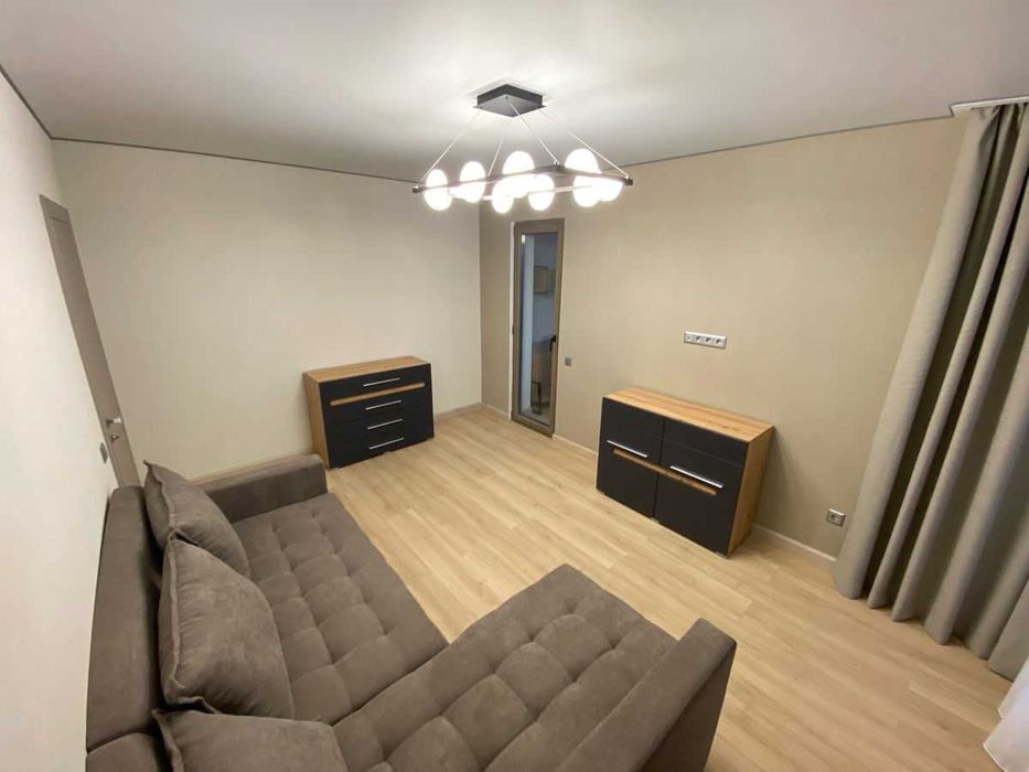 Дава се под наем Двустаен апартамент в София, Свобода - 47 кв.м за 375 € - Снимка #1