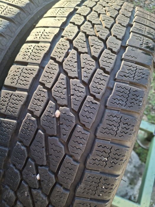 2 Anvelope de iarnă   205 65 r16C Firestone