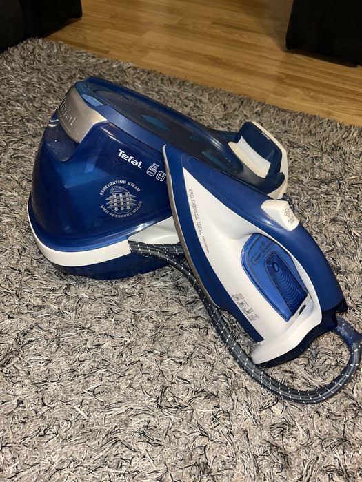 Statie de calcat Tefal