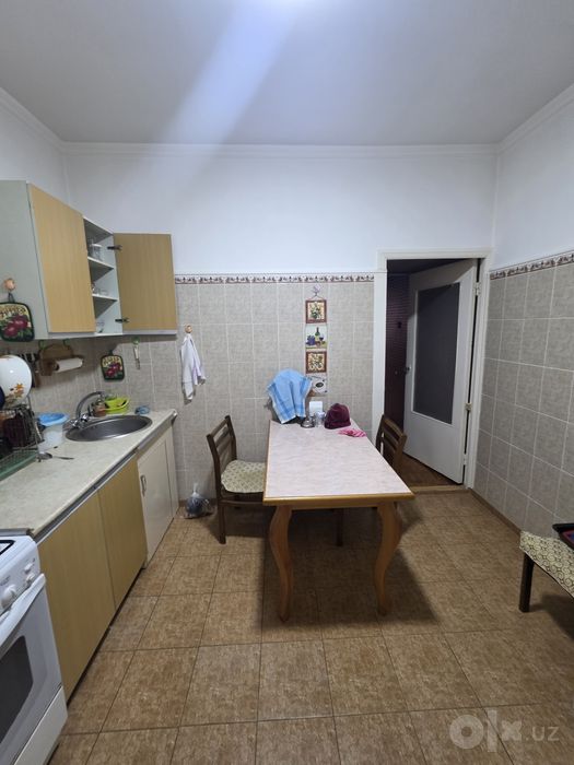 Продаётся 3/1/5 Юнусабад 14 квартал