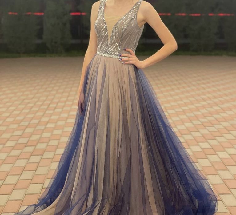 Вечернее платье.