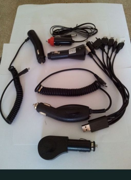 Încărcătoare auto de la bricheta masinii  pentru diferite dispozitive