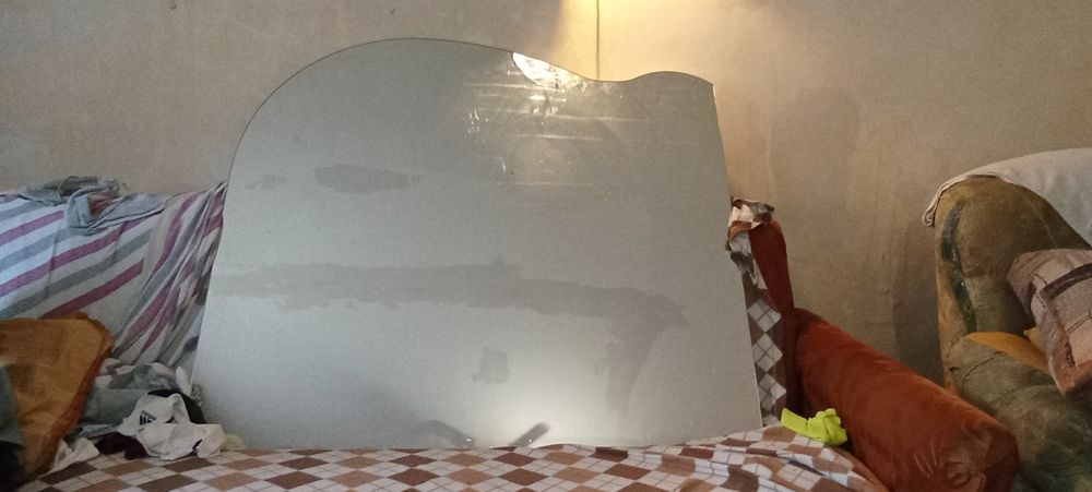 Продается зеркало срочно