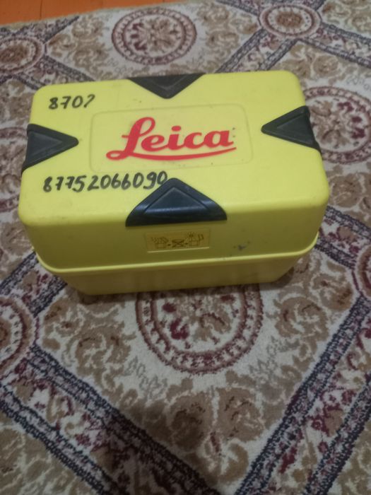 Невилер leica стройтельный