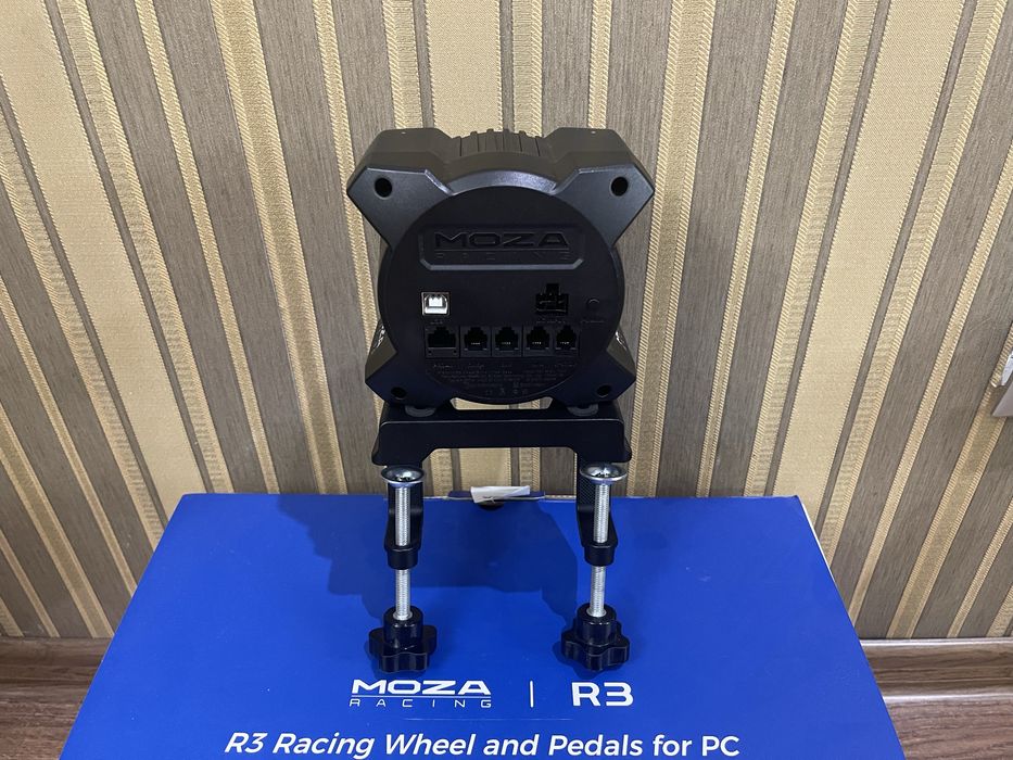 Продам руль moza r3