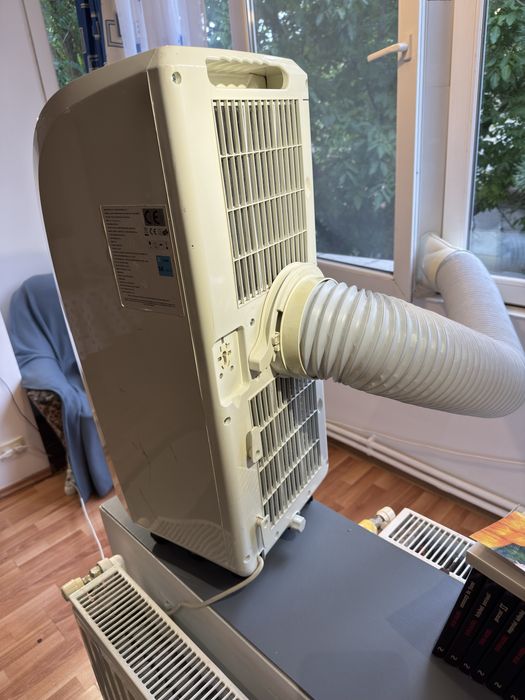 Aer conditionat portabil 12.000BTU