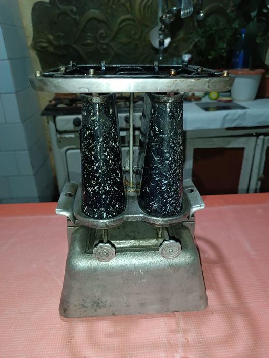 Продаётся двухфитильный керогаз..