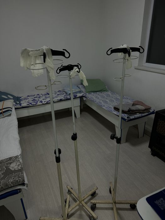 штатив медицинский