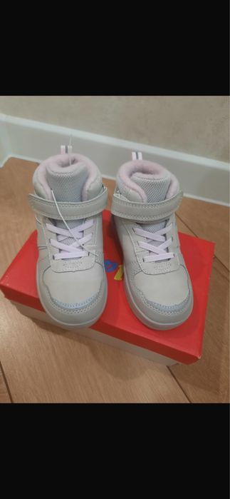 Обувь детская новая