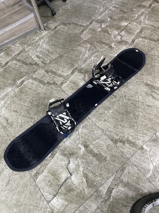 Топовый сноуборд 157см с креплениями Про уровня