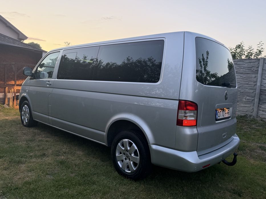VW Transporter Caravelle 8 locuri 2007 XXL - impecabil