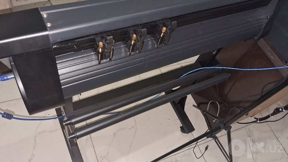 Plotter kh720 Holati yangi