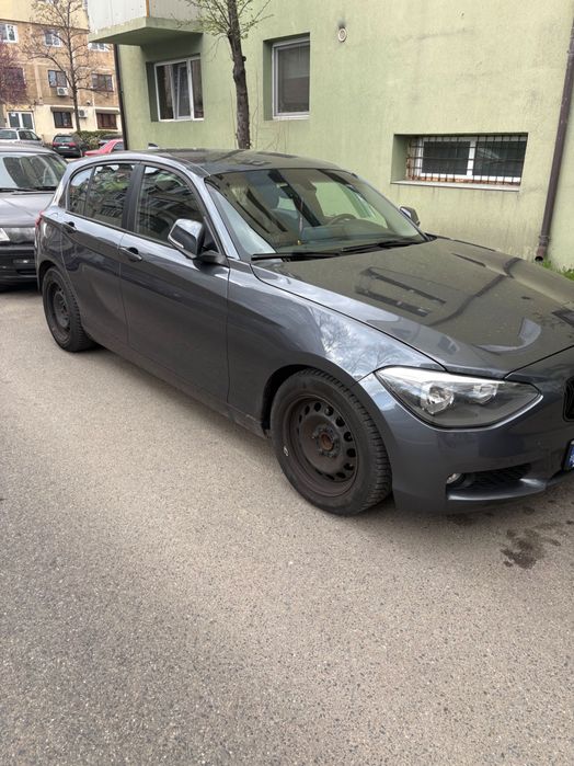 Vând bmw seria unu din 2013