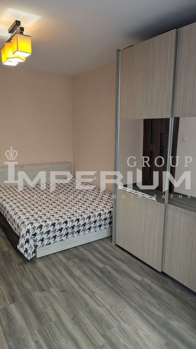 360€   Двустаен обзаведен апартамент под наем Колхозен пазар, гр. Вар