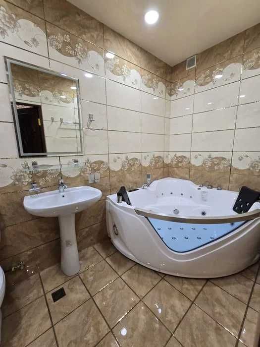 Дом 350 м² в Яккасарай | идеально под клинику, садик или офис