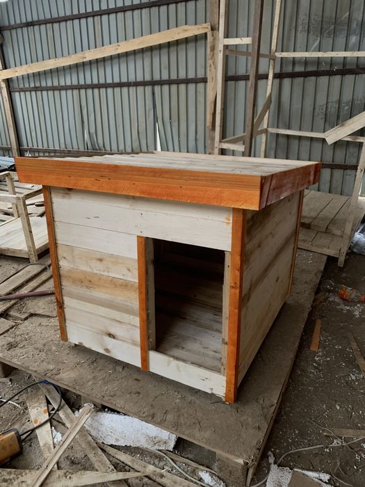 Будка для собака. Собачный дом