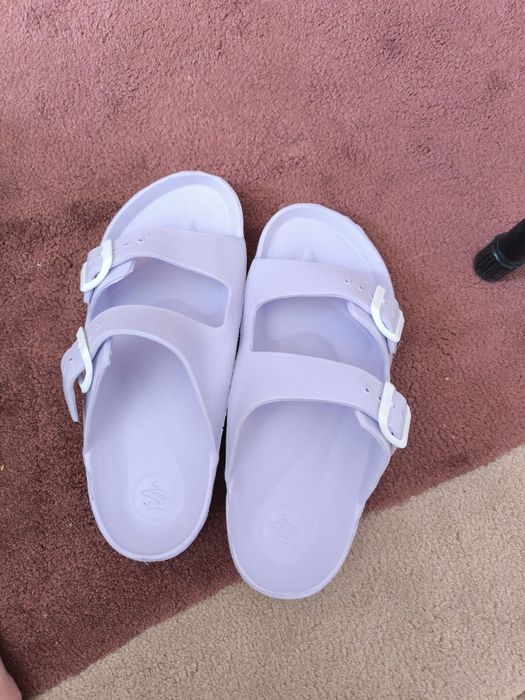 Продам шлепки 39-41 р