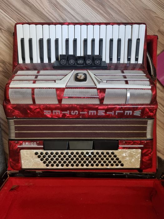 Продам аккордеон