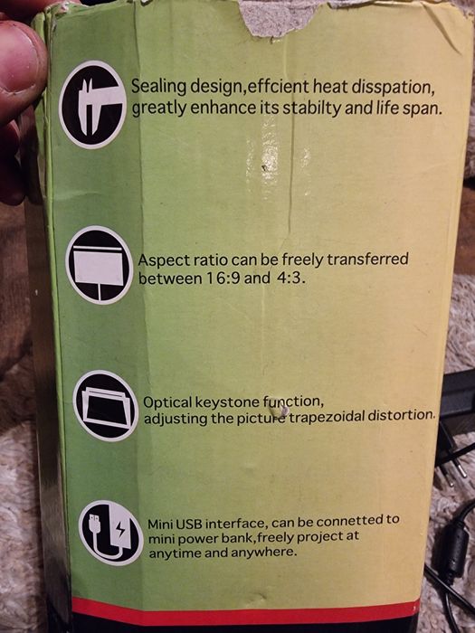 Mini proiector led 480p