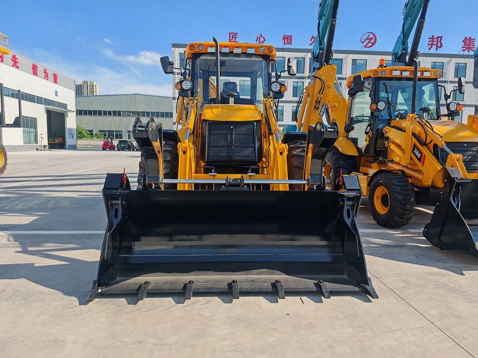 Ekskovator Pogruzchik JCME 400