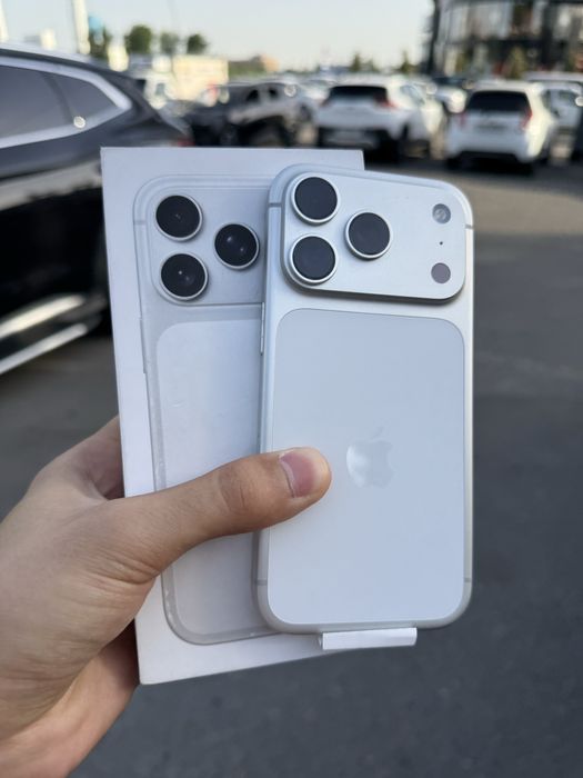 Iphone 17 pro silver