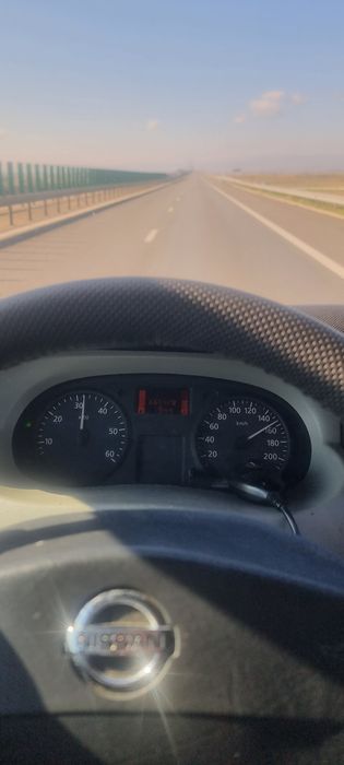 Vând Nissan Primastar