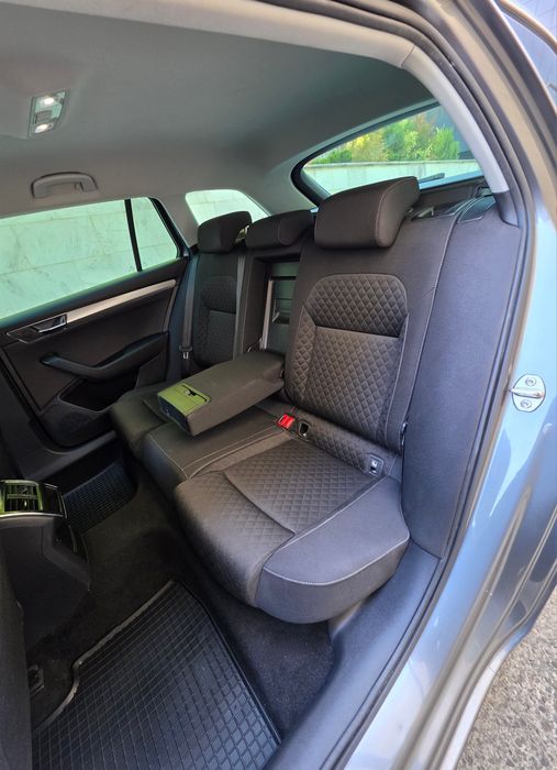 Skoda Superb 2024 / 150 Cp / Bord digital / Led / Keyless